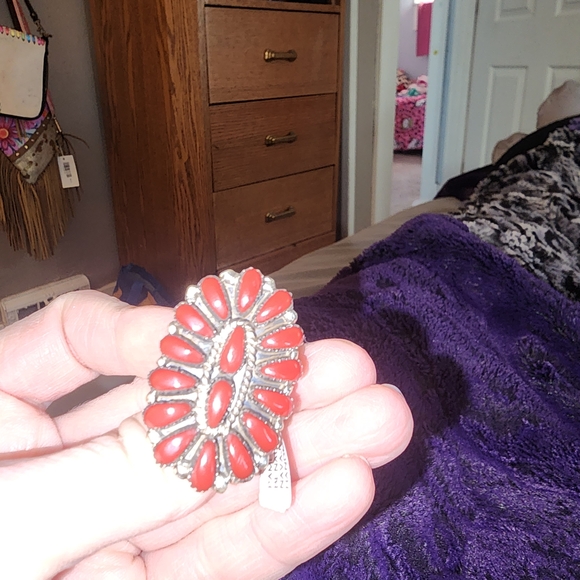 Vintage Red and Silver Women's Ring - Picture 3 of 3